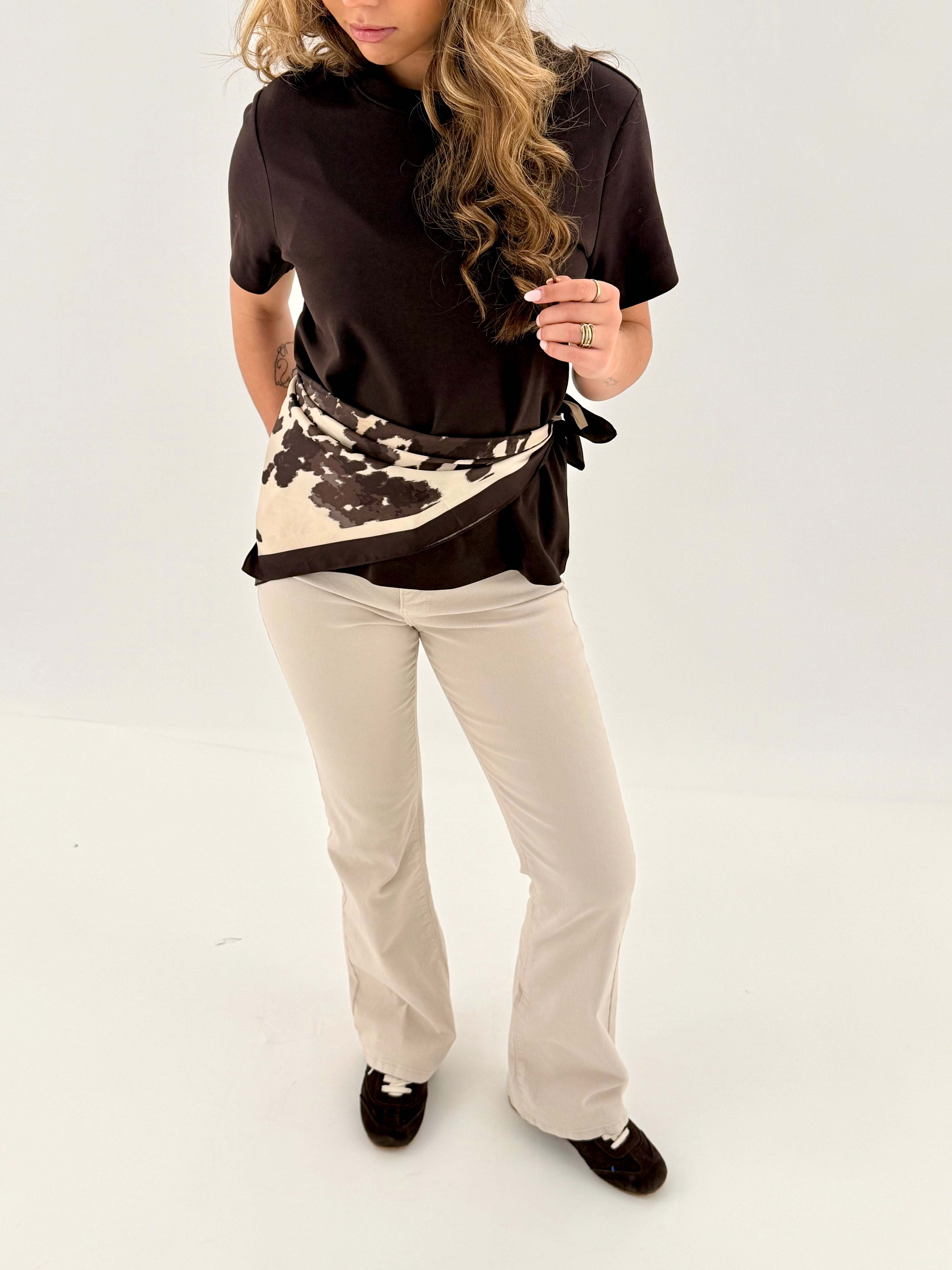 AWNAIMA T-Shirt - Chocolate Torte